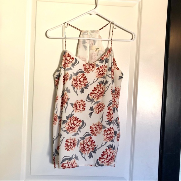 Entro Floral Scalloped Tank - Picture 2 of 7